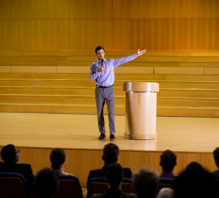 Cum să crești gradul de implicare al publicului ca speaker motivational