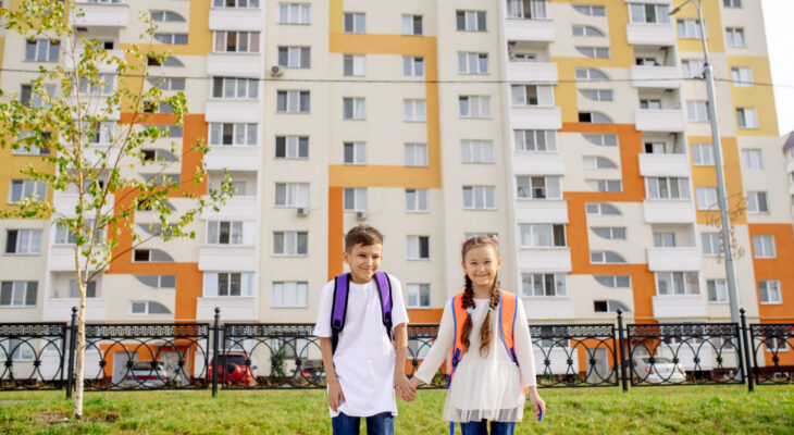 Importanța achiziționării unui apartament aproape de școli