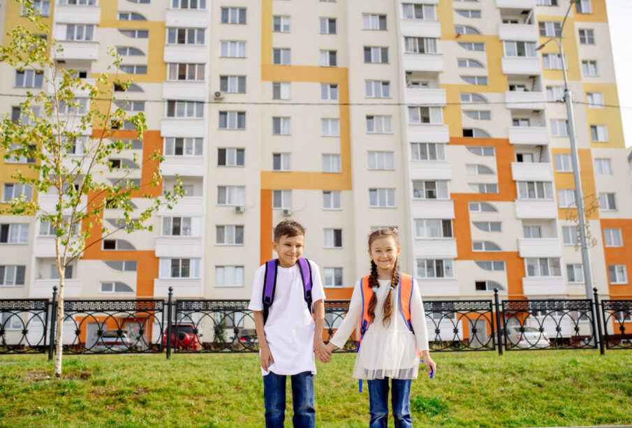 Importanța achiziționării unui apartament aproape de școli