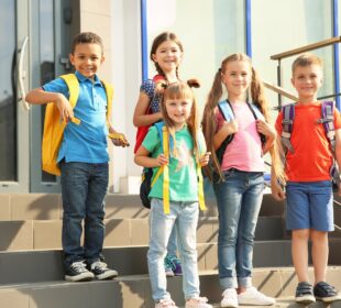 Cum ajută programele After School la îmbunătățirea rezultatelor școlare