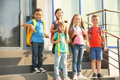 Cum ajută programele After School la îmbunătățirea rezultatelor școlare