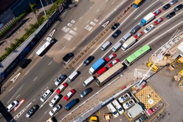 Cum crește monitorizarea GPS eficiența șoferilor și siguranța vehiculelor
