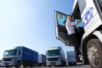 Monitorizare GPS flotă auto vs. metode tradiționale de gestionare vehicule